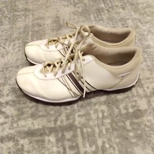 Nike Womens White Gray Soft Spike womens Size 9 Golf Shoes
